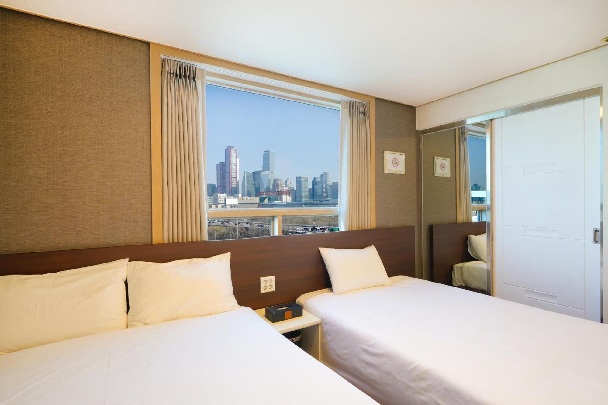 Hotel Aventree Yeouido Сеул Номер фото