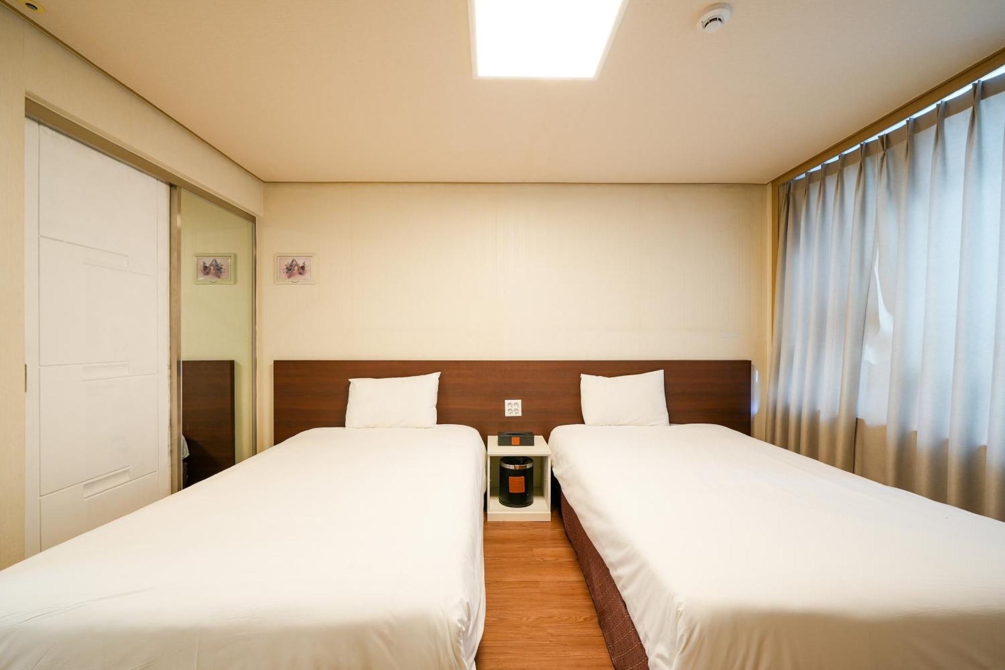 Hotel Aventree Yeouido Сеул Номер фото