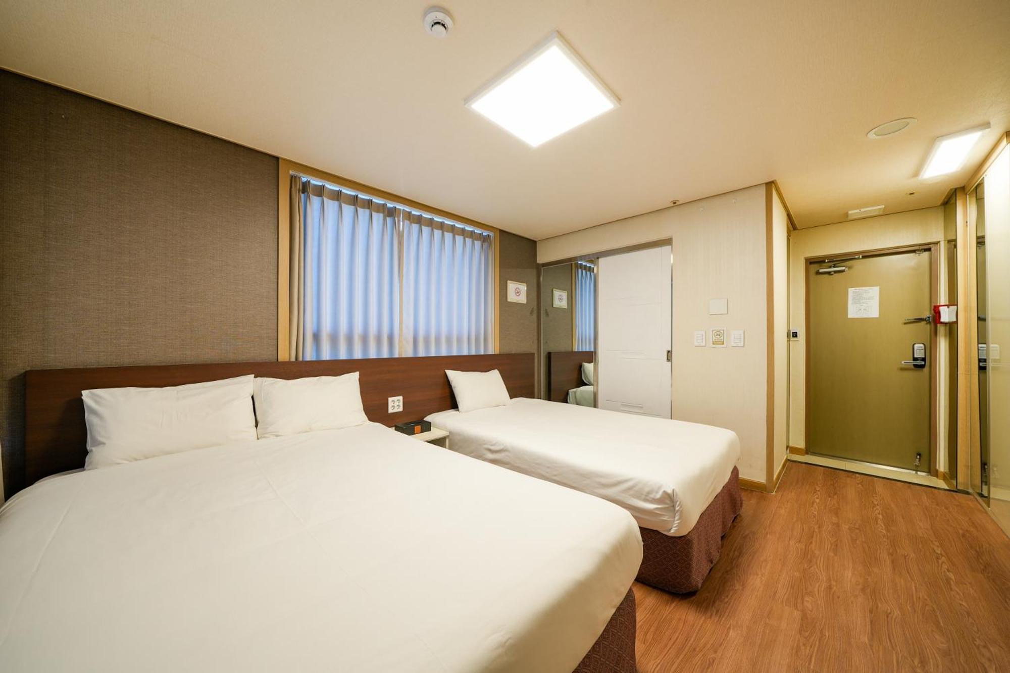Hotel Aventree Yeouido Сеул Номер фото